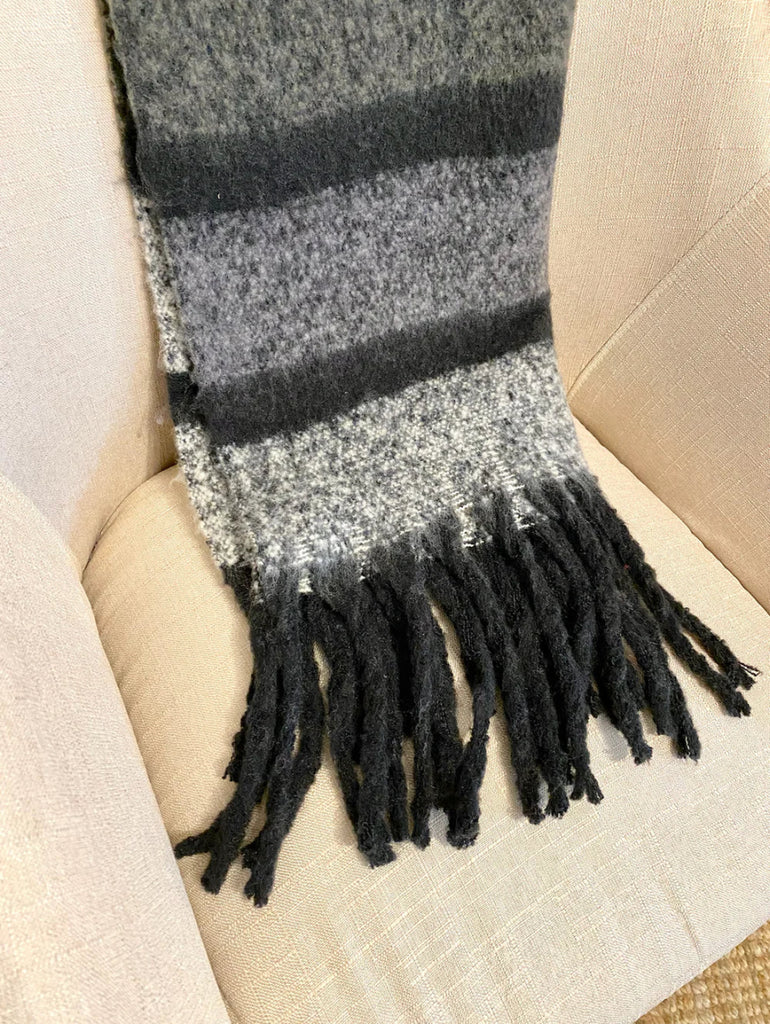 Andie Stripe Fluffy Scarfe - Indy Love